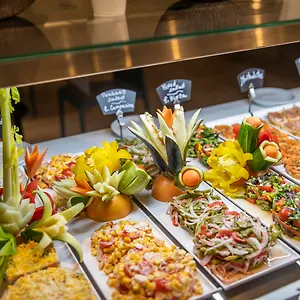 **** Hotel Oasis Lanz Mate Spanje